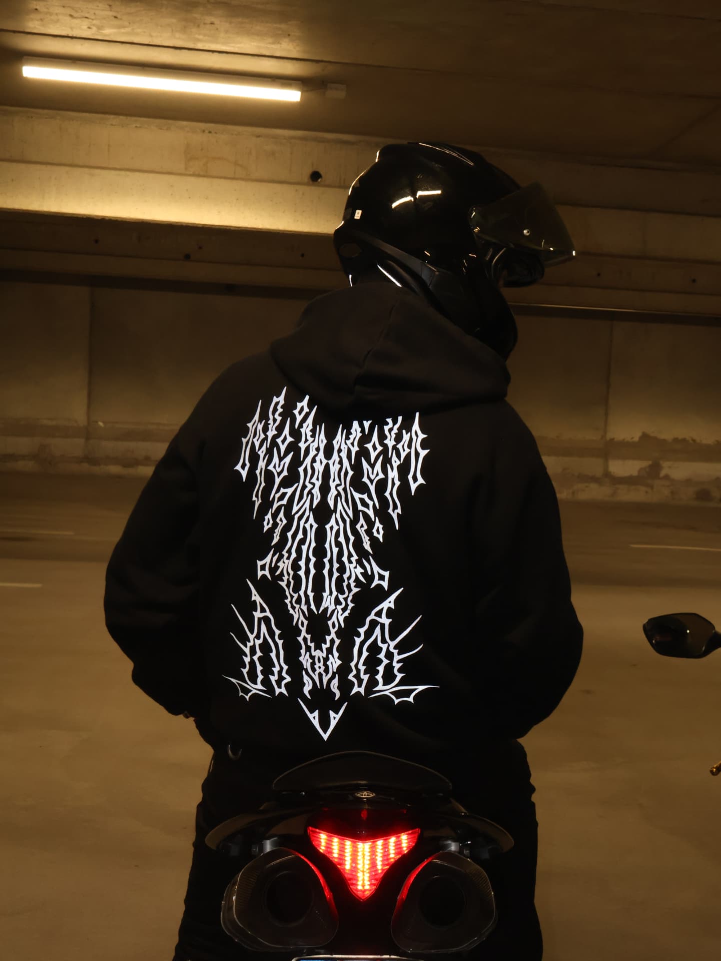 Reflective print revealed by flash